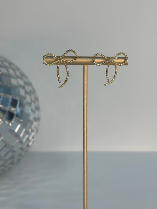 Textured bow earrings