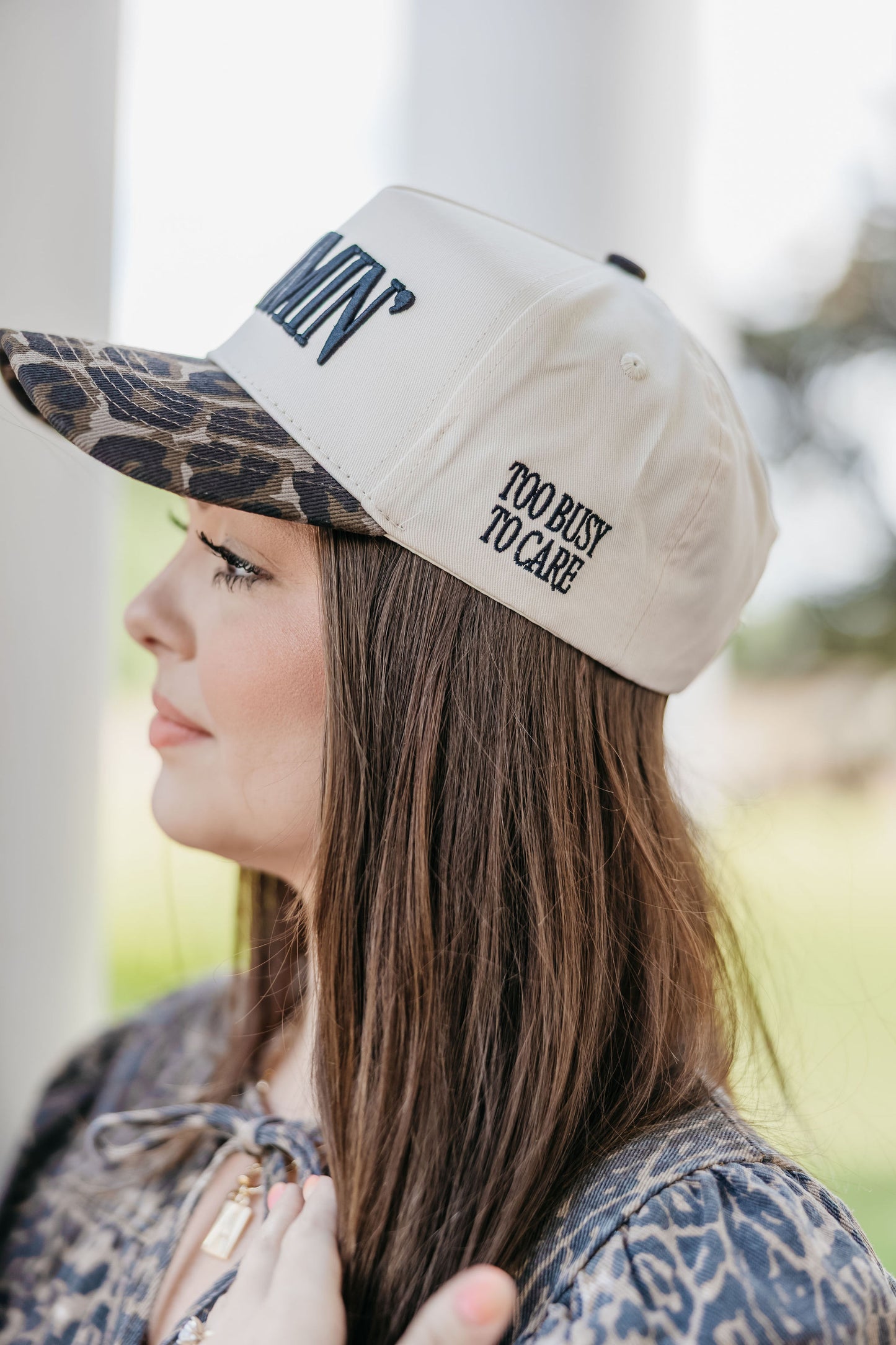 Mommin’ trucker hat