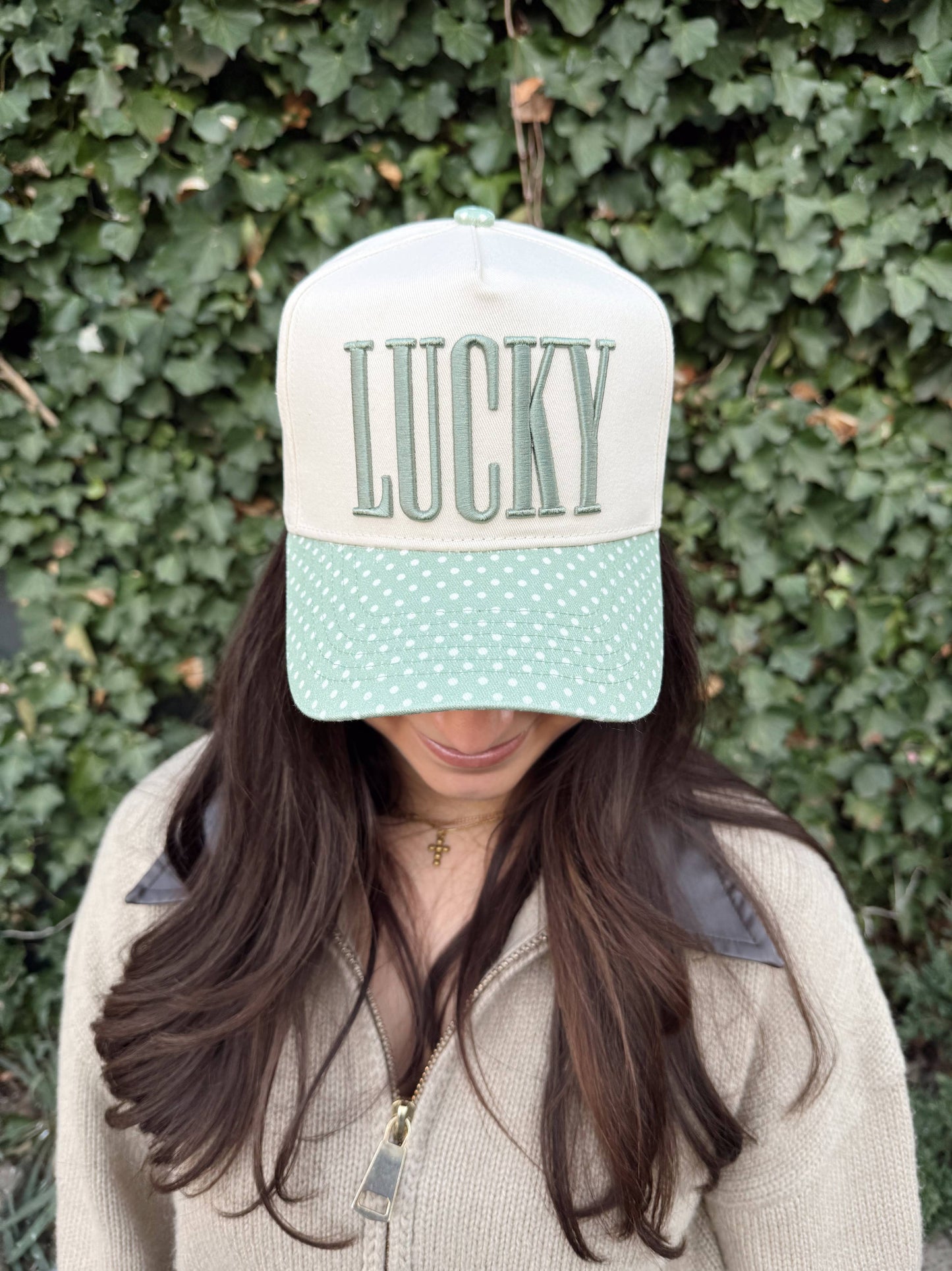 LUCKY hat