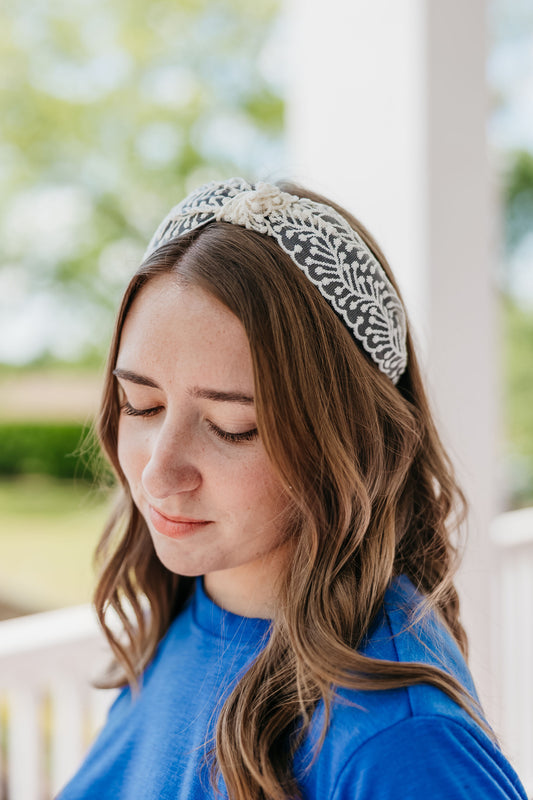 Lace headband